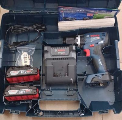 Máy khoan động lực dùng pin 18V Bosch GSB 18V-65 (bao gồm 2 pin 2.0Ah và 1 sạc)