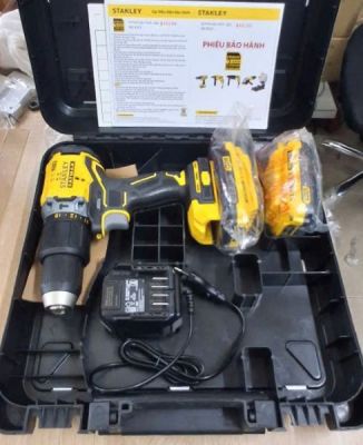 Máy khoan động lực dùng pin 20V Stanley SBD715D2K (kèm 2 pin 2.0Ah và 1 sạc)