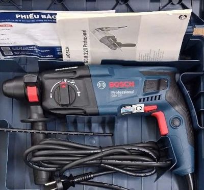 Máy khoan búa Bosch GBH 220 kèm phụ kiện (720W - SDS Plus)