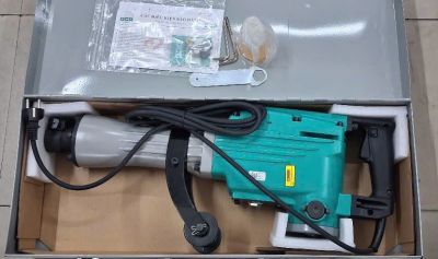 Máy đục bê tông DCA AZG03-15 (1.240W-30mm)